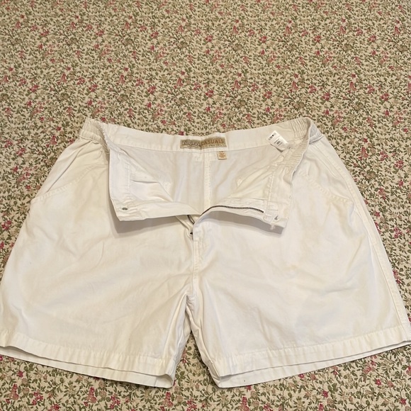 Cabela’s men’s shorts, excellent like new condition! - Picture 3 of 3